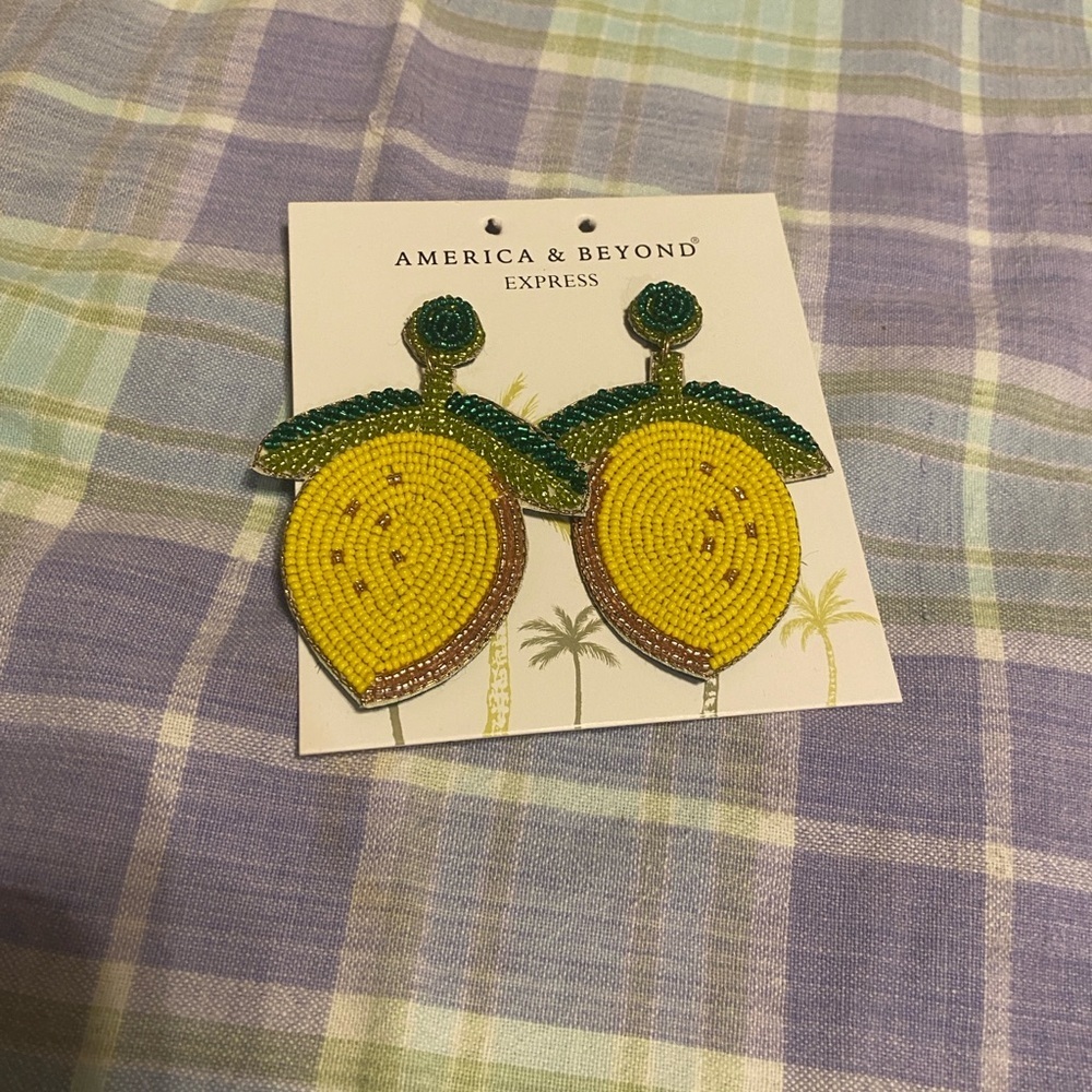 America & Beyond Lemon Beaded Earrings Yellow and Green - Picture 2 of 4